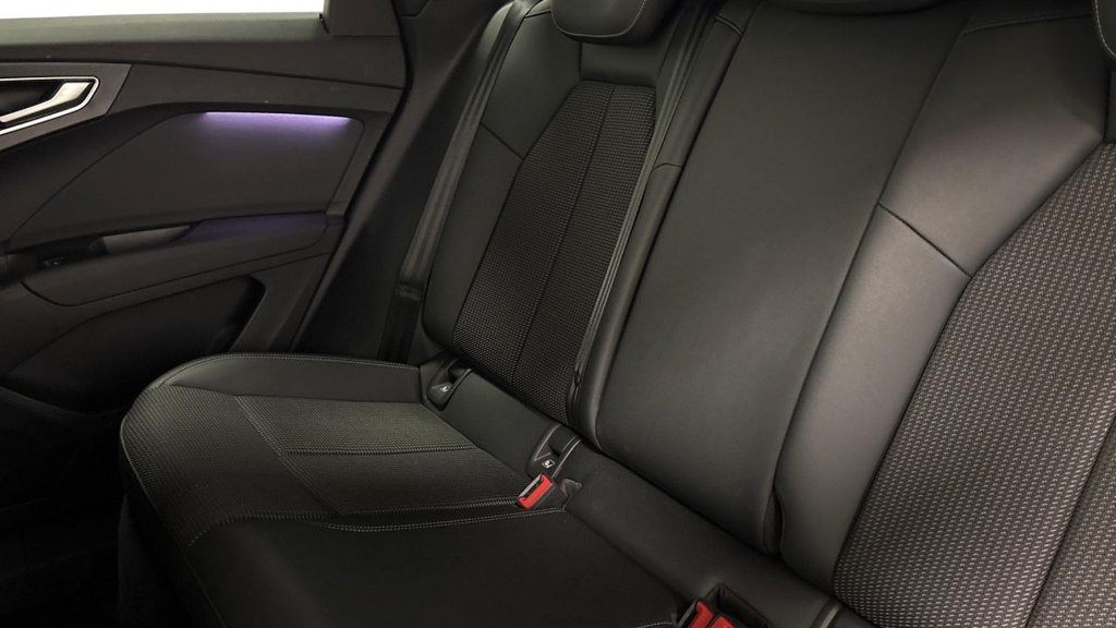 Used Audi Q4 e-tron 2022 for sale - 76579804: Photo 5