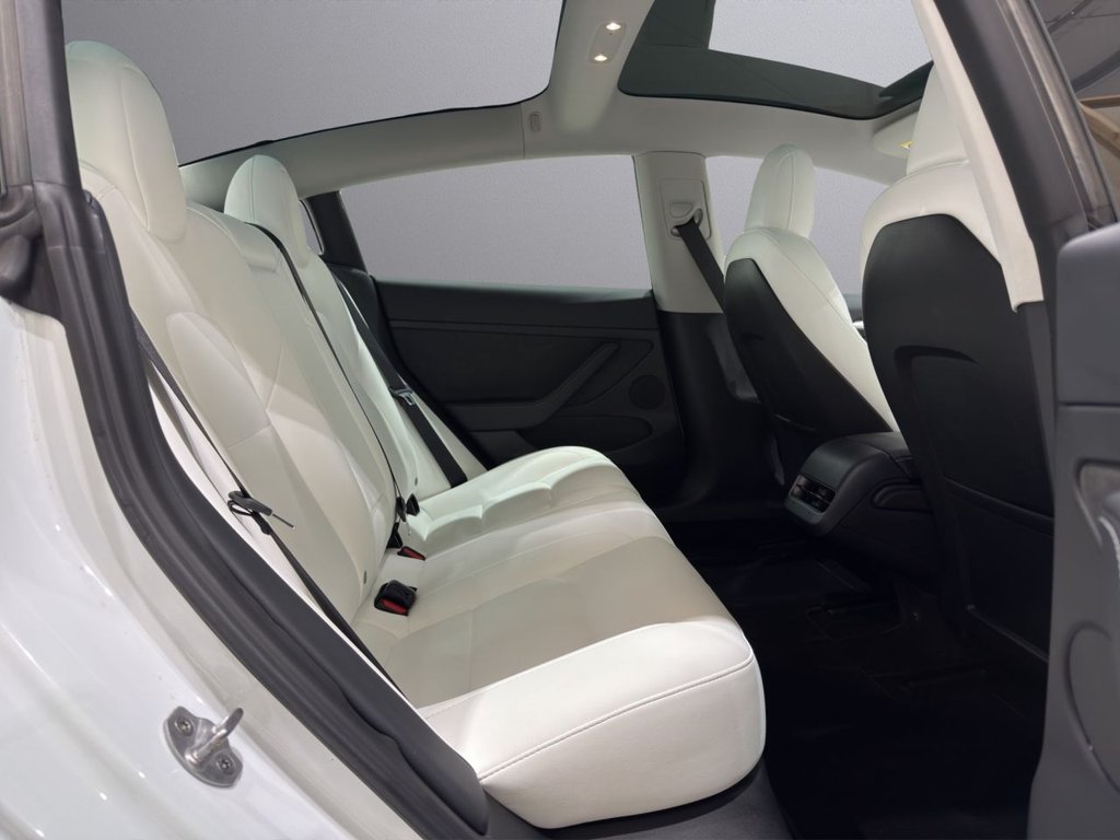 Used Tesla Model 3 2022 for sale - 76698152: Photo 15