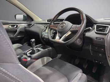 Used Nissan Qashqai 2017 for sale - 79655601: Photo