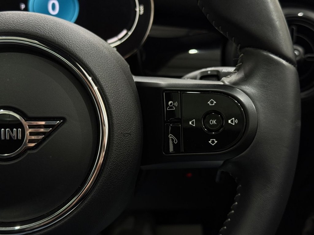 Used MINI Electric Hatch 2022 for sale - 76986360: Photo 31