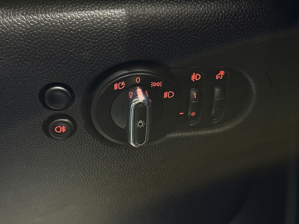 Used MINI Electric Hatch 2022 for sale - 76986360: Photo 32