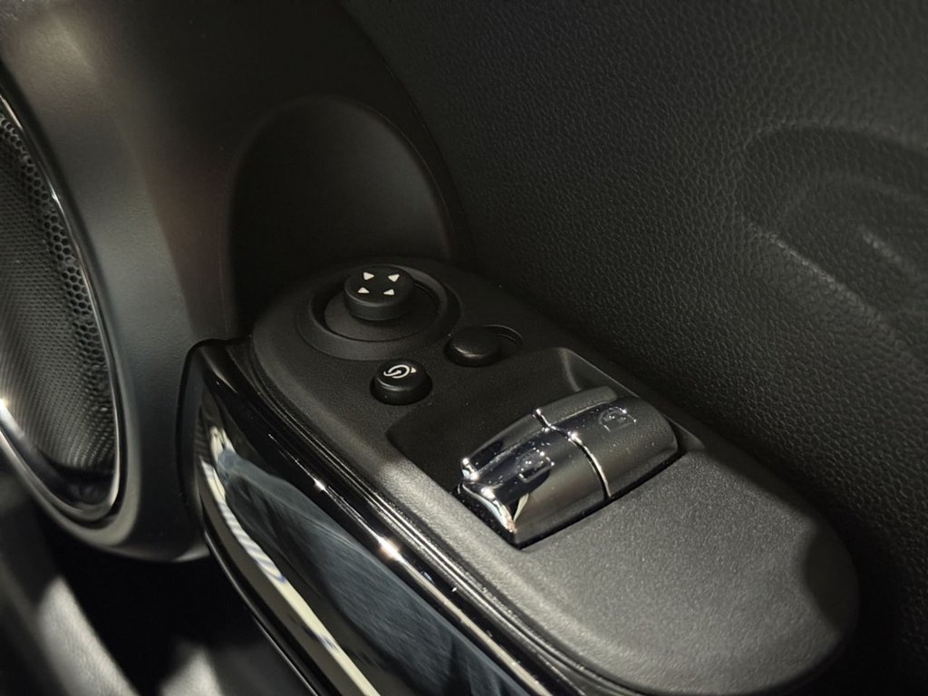 Used MINI Electric Hatch 2022 for sale - 76986360: Photo 33