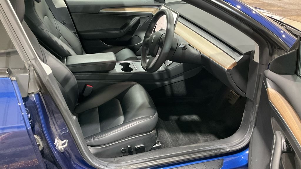 Used Tesla Model 3 2022 for sale - 77199904: Photo 2