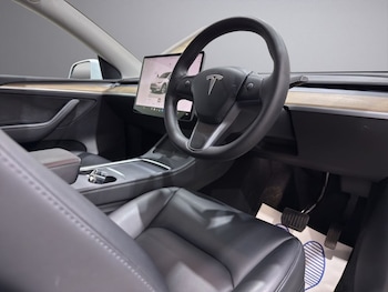 Used Tesla Model Y 2022 for sale - 79313359: Photo