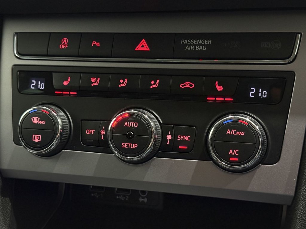 Used SEAT Leon 2019 for sale - 77642180: Photo 30