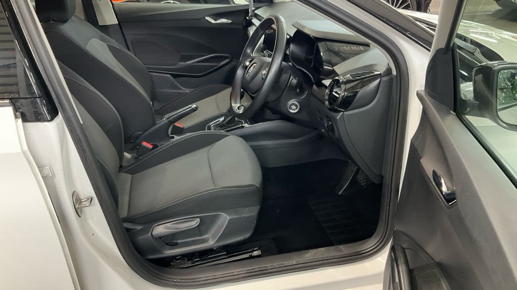 Used Skoda Fabia 2023 for sale - 77451965: Photo 2