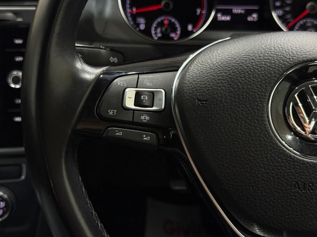 Used Volkswagen Golf 2018 for sale - 76867780: Photo 30