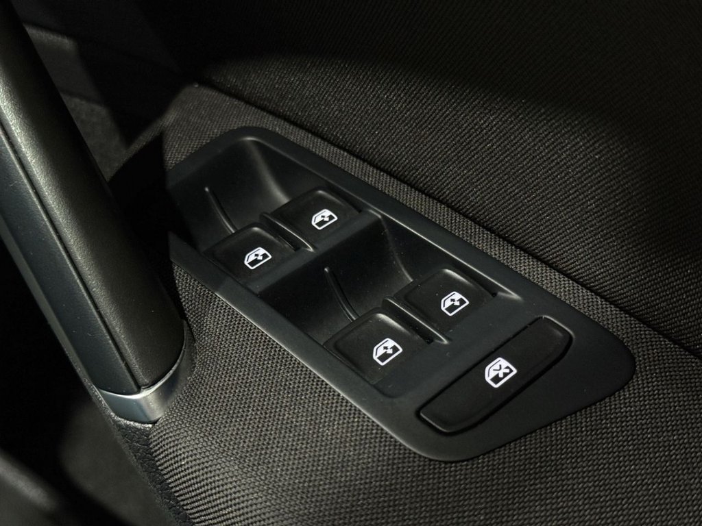 Used Volkswagen Golf 2018 for sale - 76867780: Photo 34