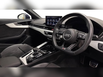 Used Audi A4 2021 for sale - 79551119: Photo