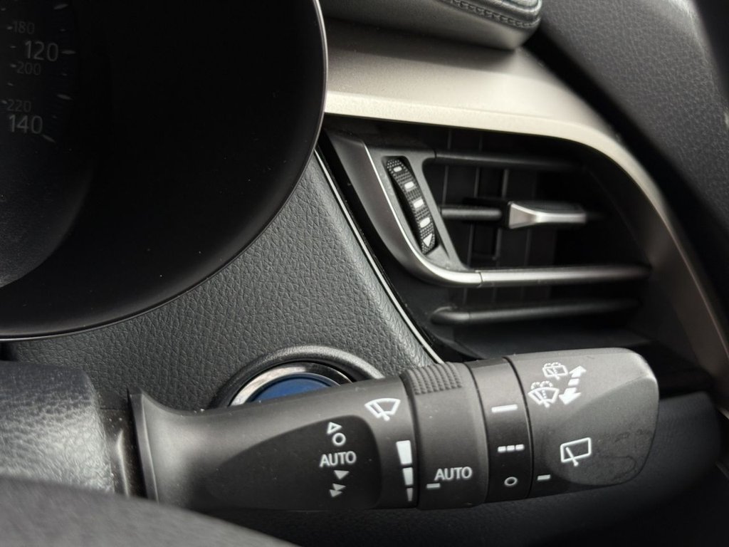 Used Toyota C-HR 2019 for sale - 76579777: Photo 21