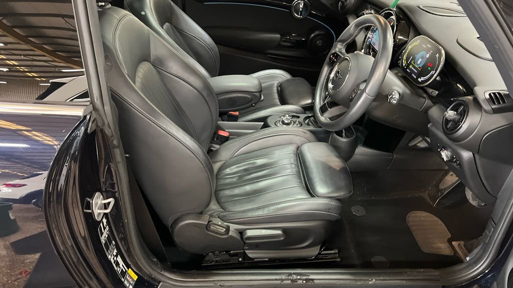 Used MINI Hatch 2022 for sale - 77236394: Photo 2