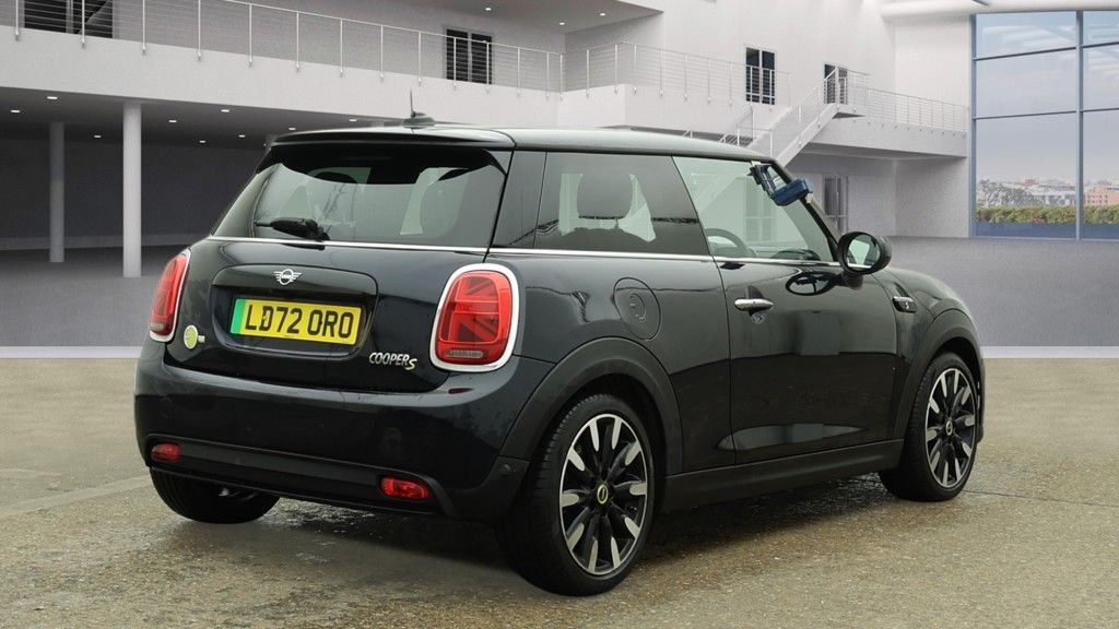 Used MINI Hatch 2022 for sale - 77236394: Photo 3