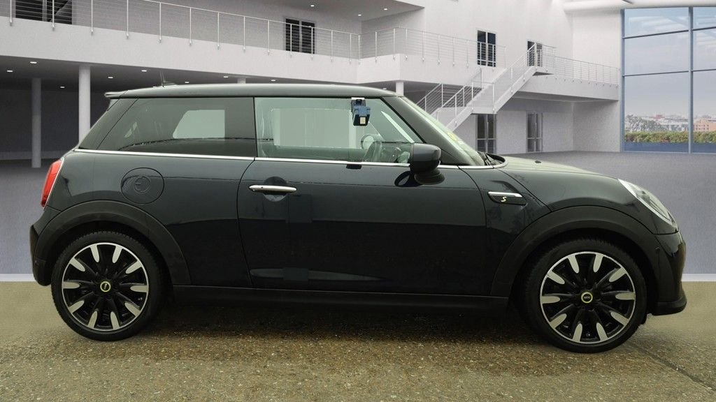 Used MINI Hatch 2022 for sale - 77236394: Photo 8