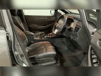 Used Nissan Leaf 2022 for sale - 77507456: Photo