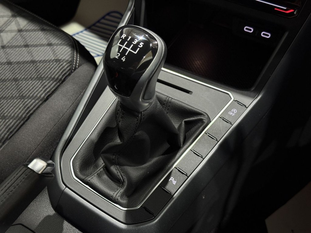 Used Volkswagen Polo 2023 for sale - 77027122: Photo 32