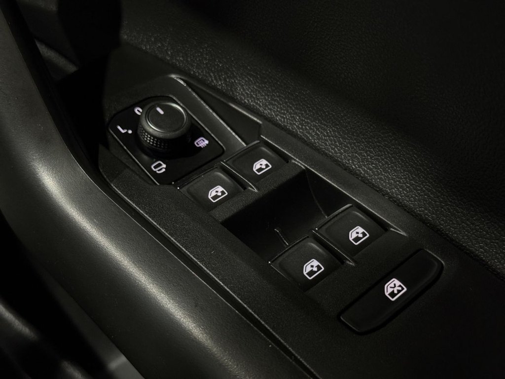 Used Volkswagen Polo 2023 for sale - 77027122: Photo 37