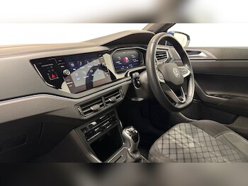 Used Volkswagen Polo 2023 for sale - 77027122: Photo