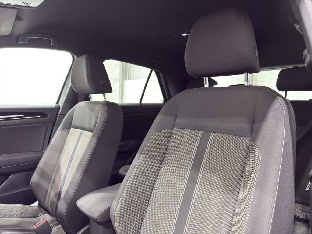 Used Volkswagen T-Roc 2021 for sale - 77642871: Photo 20