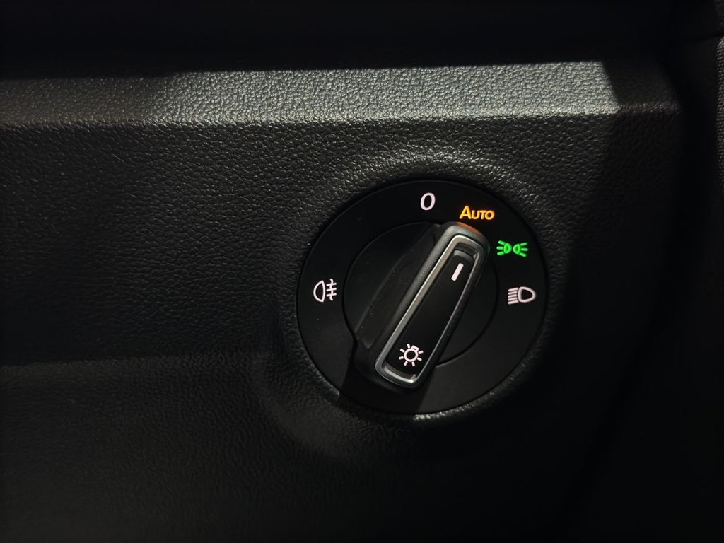 Used Volkswagen T-Roc 2021 for sale - 77642871: Photo 31