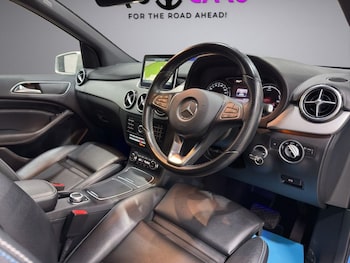 Used Mercedes-Benz B Class 2016 for sale - 76950308: Photo