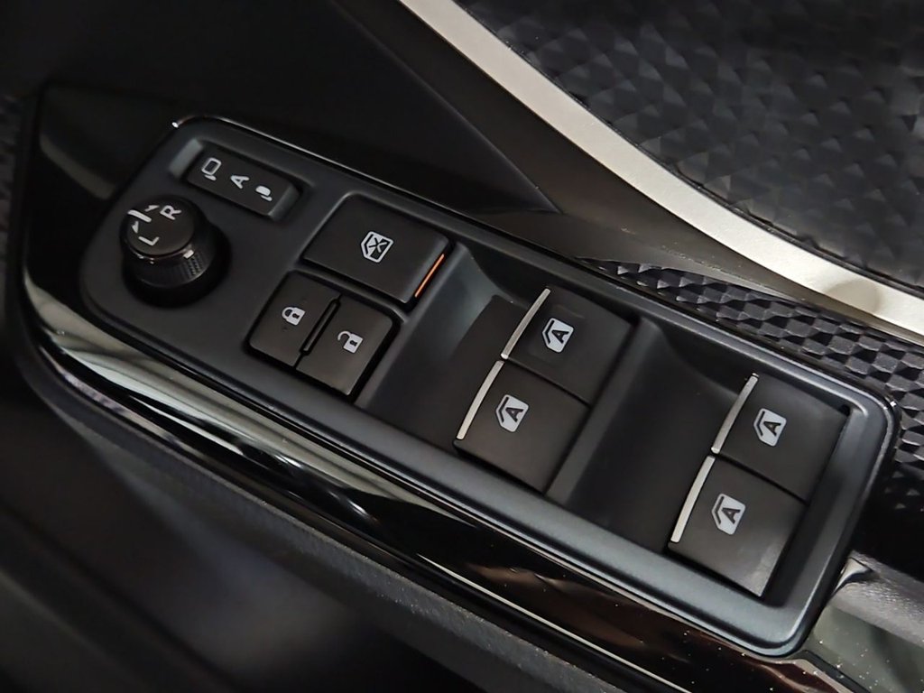 Used Toyota C-HR 2019 for sale - 76686674: Photo 21