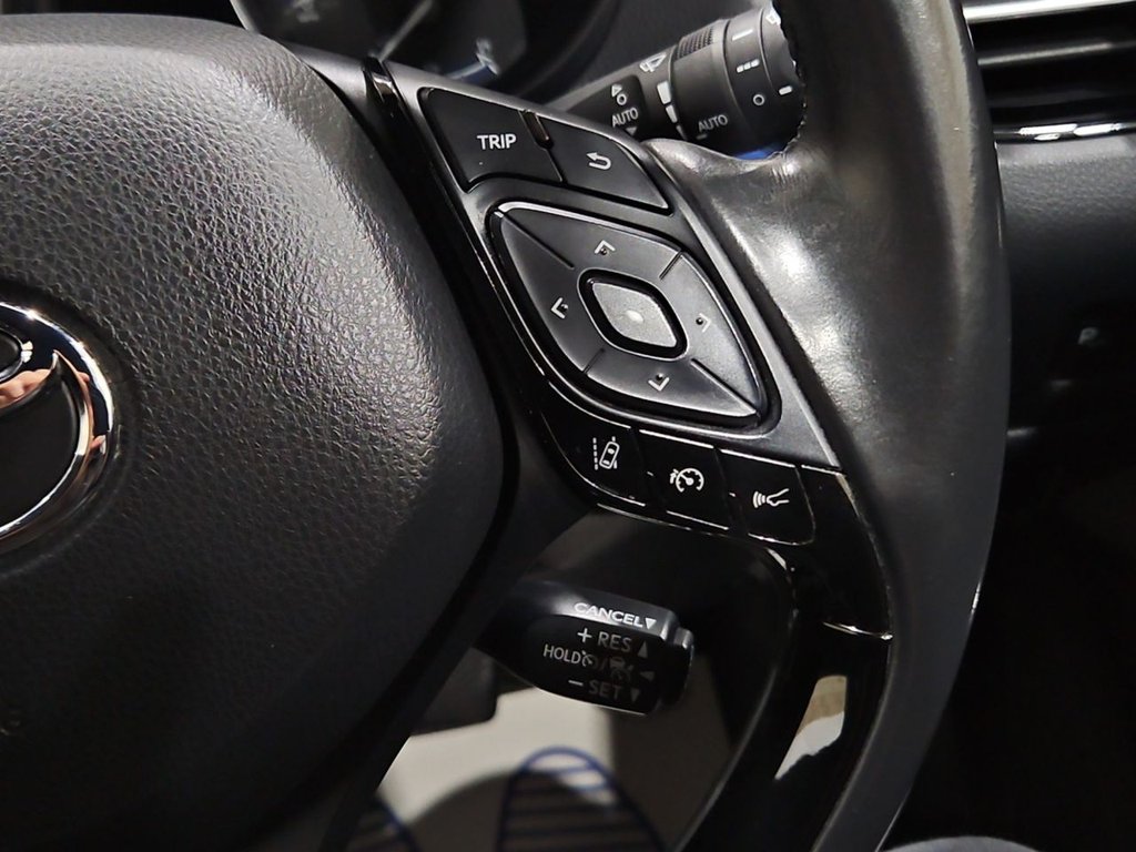 Used Toyota C-HR 2019 for sale - 76686674: Photo 24