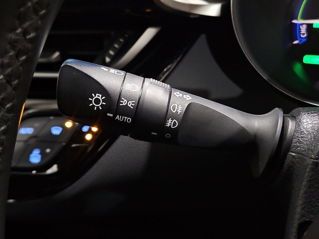 Used Toyota C-HR 2019 for sale - 76686674: Photo 30