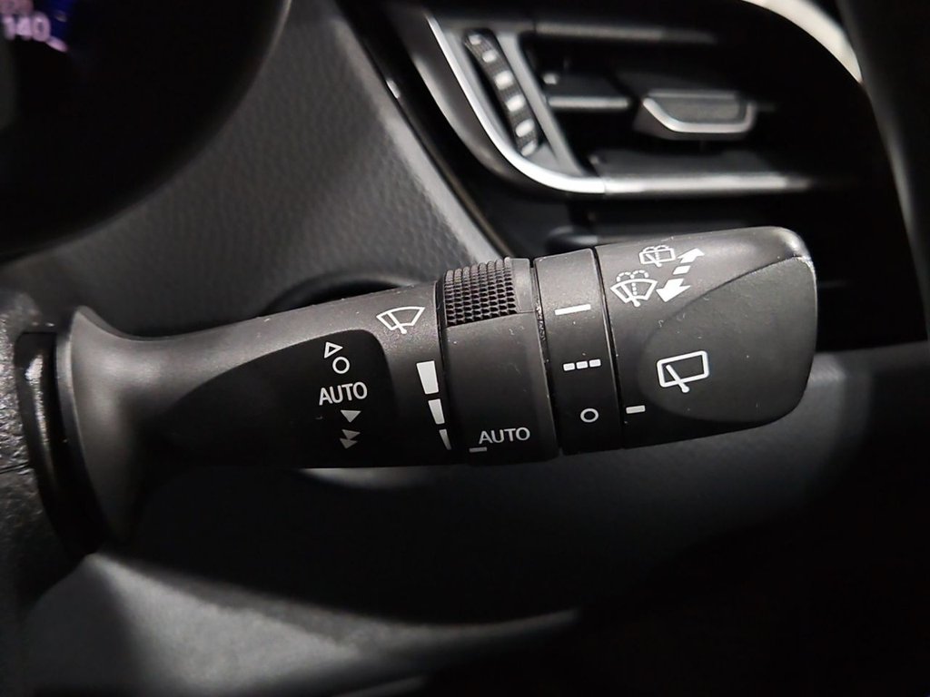 Used Toyota C-HR 2019 for sale - 76686674: Photo 31