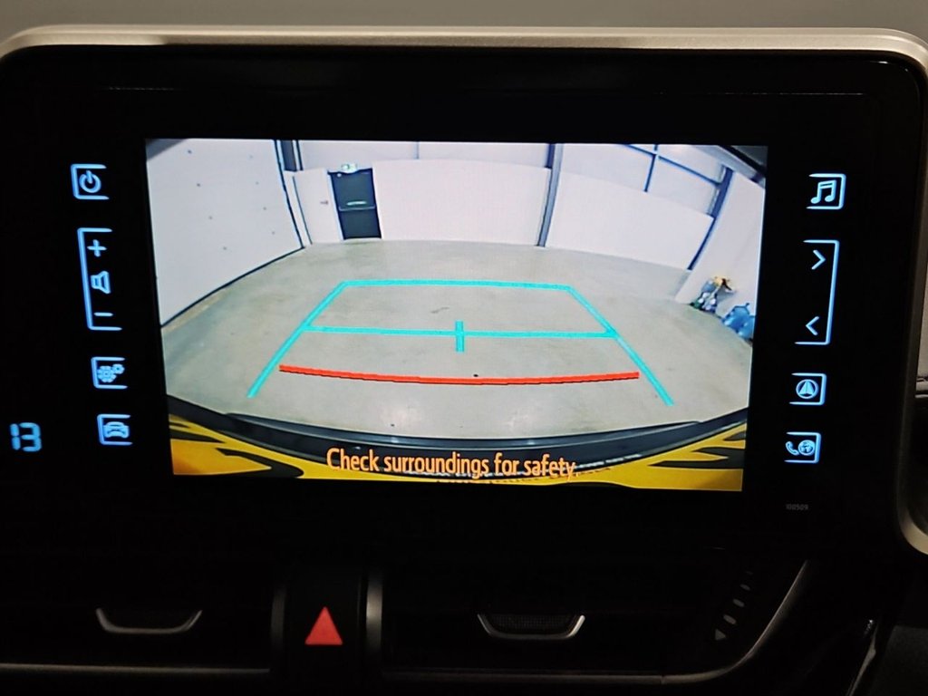 Used Toyota C-HR 2019 for sale - 76686674: Photo 35