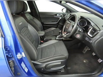 Used Kia XCeed 2023 for sale - 78256702: Photo