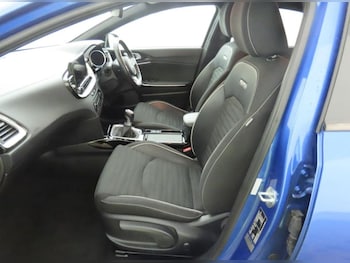 Used Kia XCeed 2023 for sale - 78256702: Photo