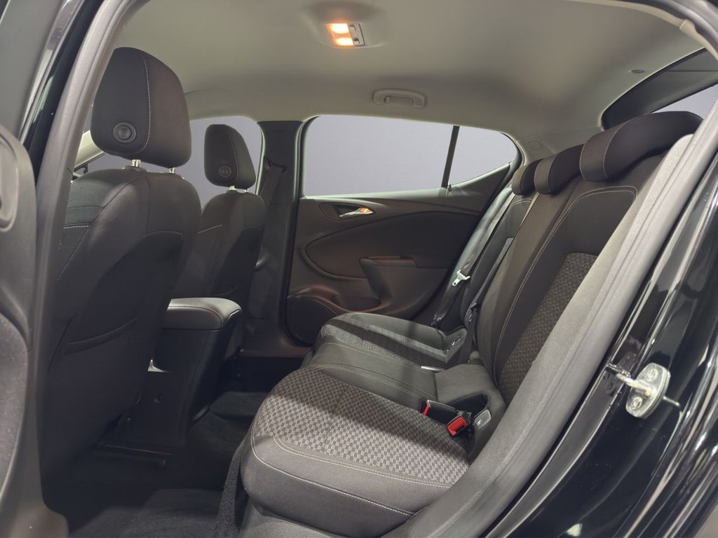 Used Vauxhall Astra 2018 for sale - 77636814: Photo 14