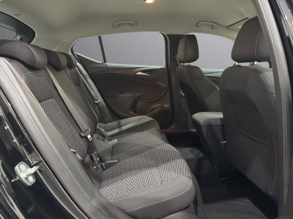 Used Vauxhall Astra 2018 for sale - 77636814: Photo 16