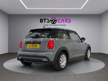 Used MINI Hatch 2021 for sale - 76579824: Photo