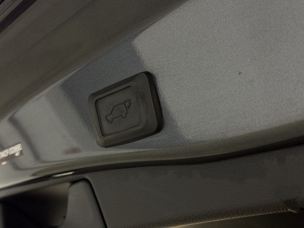 Used Toyota RAV4 2020 for sale - 77328202: Photo 18