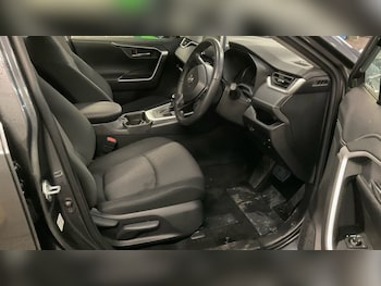 Used Toyota RAV4 2020 for sale - 77328202: Photo