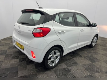 Used Hyundai i10 2023 for sale - 77483390: Photo