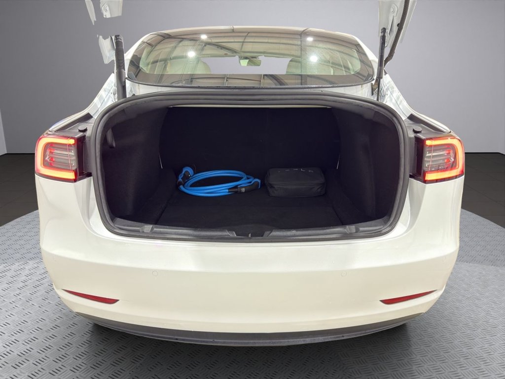 Used Tesla Model 3 2021 for sale - 76685960: Photo 16