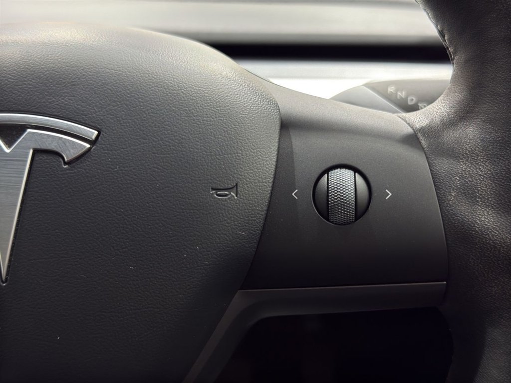 Used Tesla Model 3 2021 for sale - 76685960: Photo 31