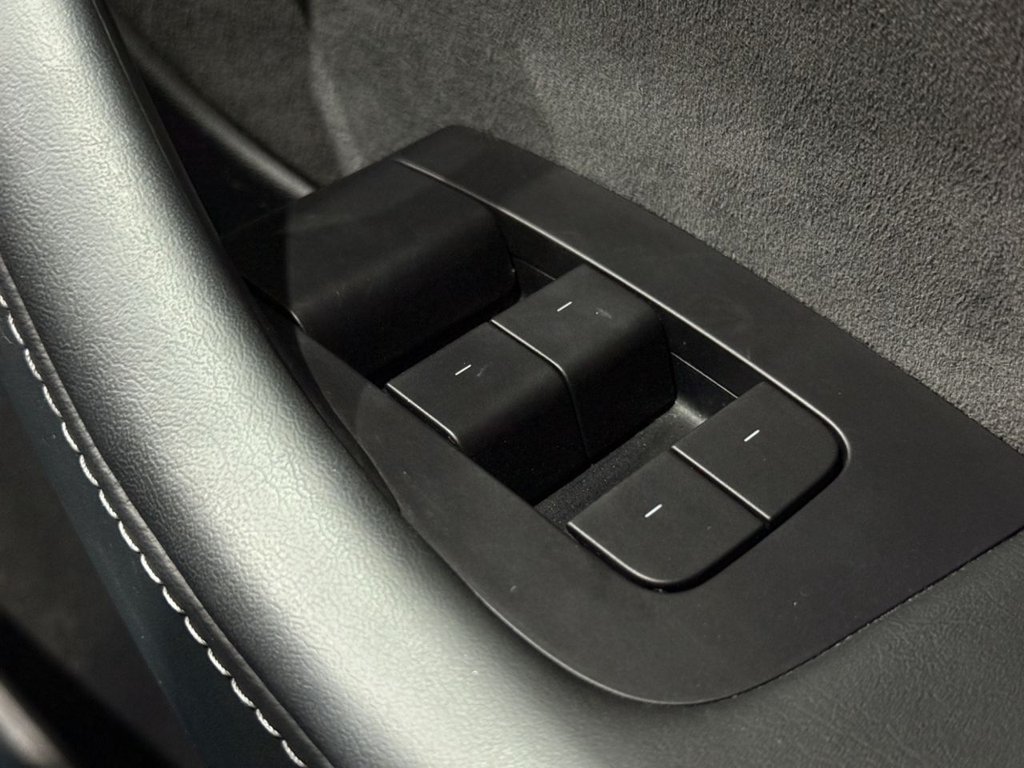 Used Tesla Model 3 2021 for sale - 76685960: Photo 33