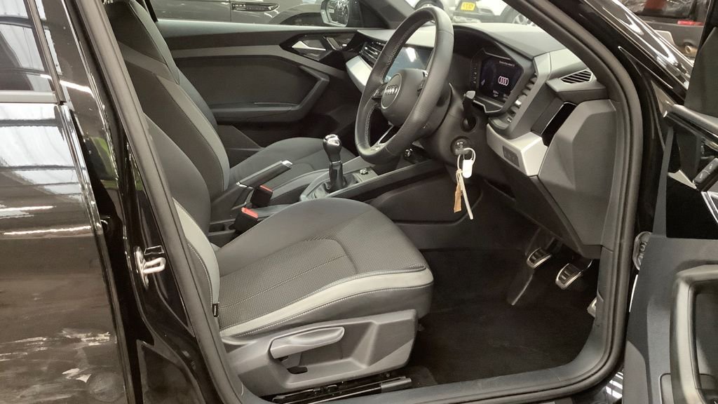 Used Audi A1 2021 for sale - 77199881: Photo 2