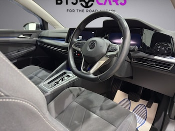 Used Volkswagen Golf 2021 for sale - 77327763: Photo