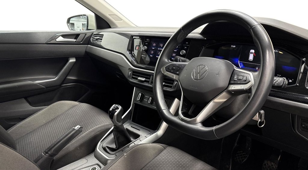 Used Volkswagen Polo 2023 for sale - 77356685: Photo 2