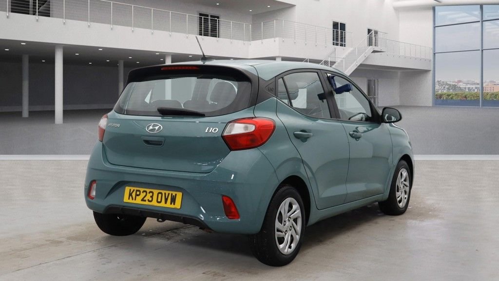 Used Hyundai i10 2023 for sale - 77563774: Photo 3