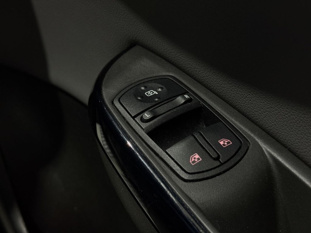 Used Vauxhall Corsa 2016 for sale - 77654497: Photo 31