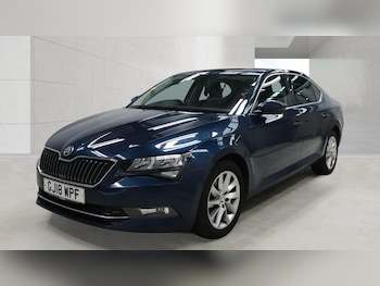 Used Skoda Superb 2018 for sale - 78908582: Photo