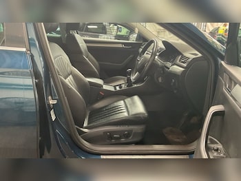 Used Skoda Superb 2018 for sale - 78908582: Photo