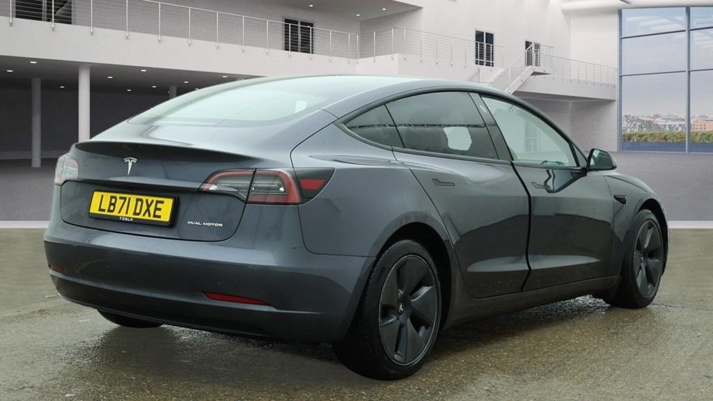 Used Tesla Model 3 2021 for sale - 77693270: Photo 3