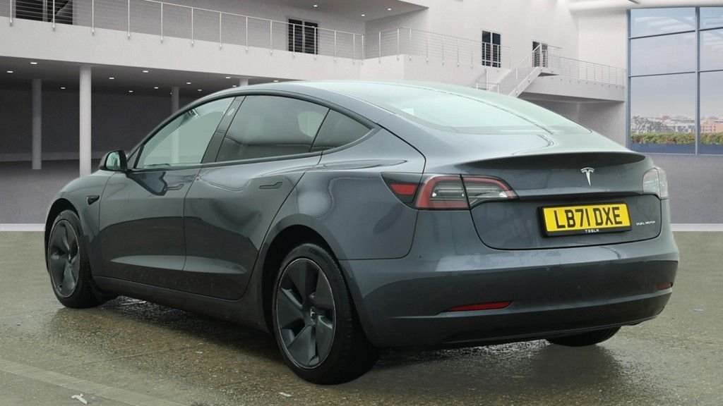 Used Tesla Model 3 2021 for sale - 77693270: Photo 5