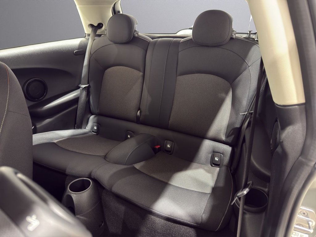 Used MINI Hatch 2021 for sale - 76685941: Photo 11